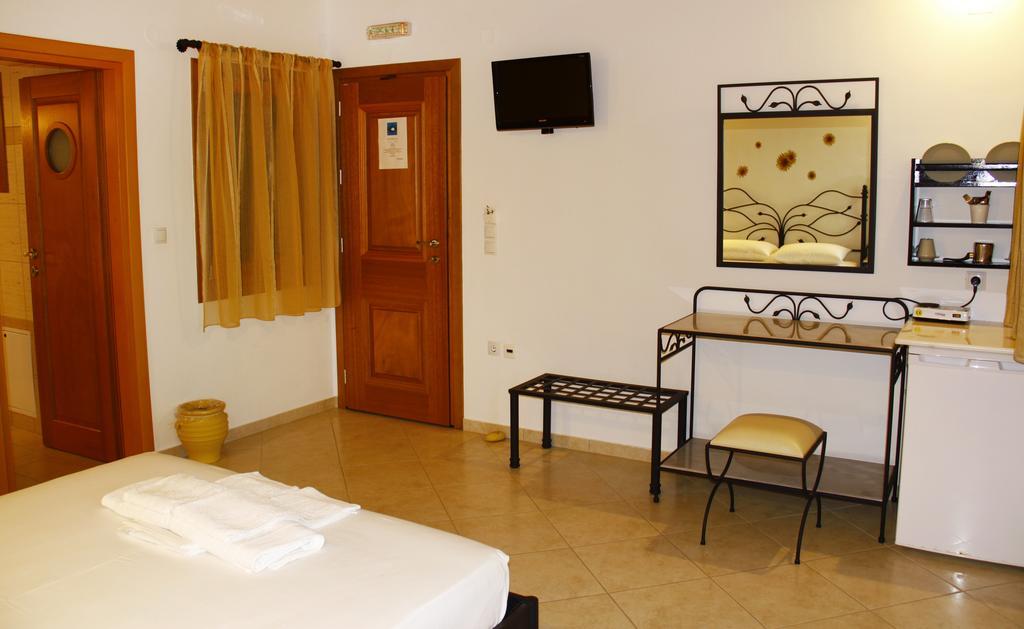 Alisachni Apartment Livadi  Bagian luar foto