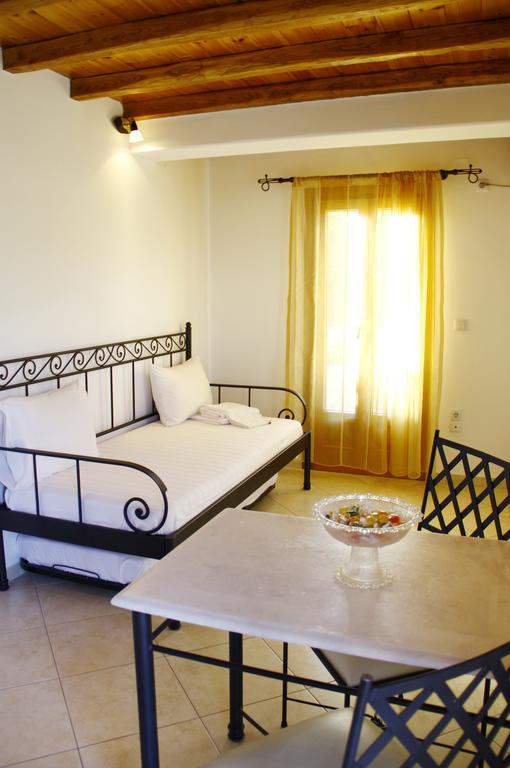 Alisachni Apartment Livadi  Bagian luar foto
